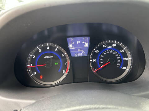 2016 Hyundai Accent Sport