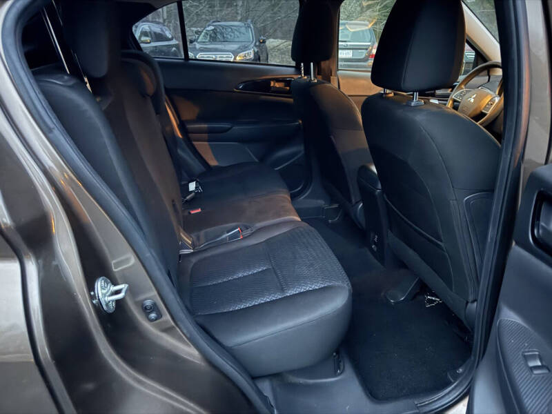 2019 Mitsubishi Eclipse Cross ES