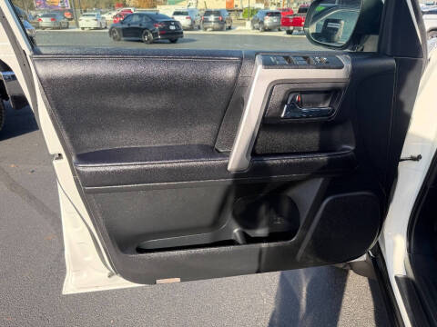 2022 Toyota 4Runner SR5