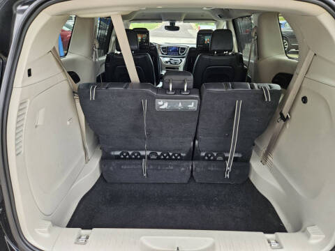 2018 Chrysler Pacifica Touring L Plus