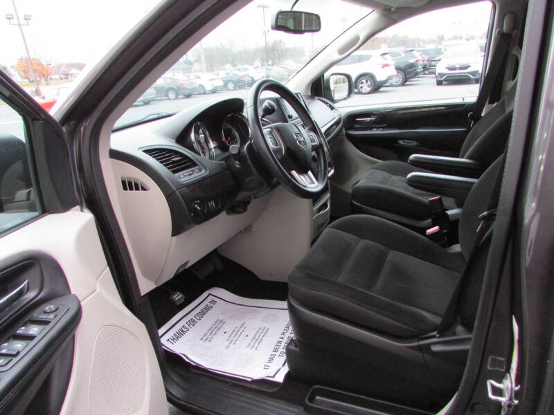 2017 Dodge Grand Caravan SE