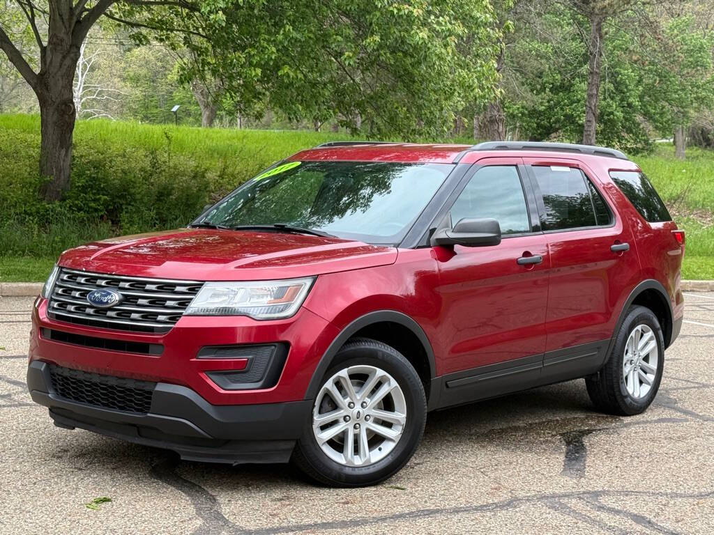 Red 2017 Ford Explorer Base AWD Base 4dr SUV 2