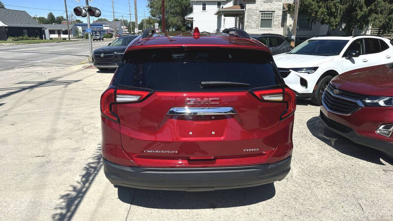 2023 GMC Terrain SLE