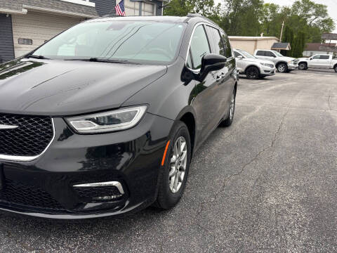 2022 Chrysler Pacifica Touring