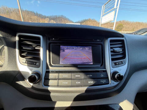 2016 Hyundai Tucson SE