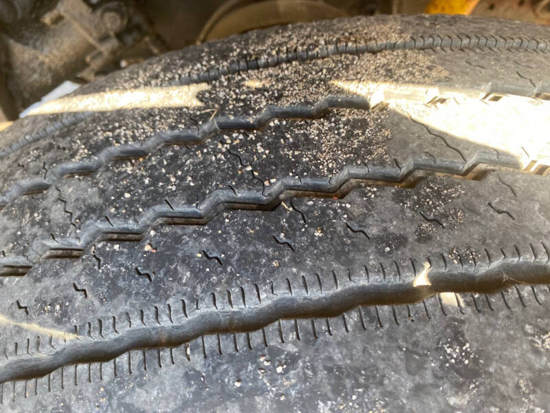 2001 International 3800