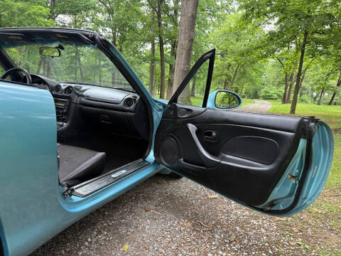 2001 Mazda MX-5 Miata LS