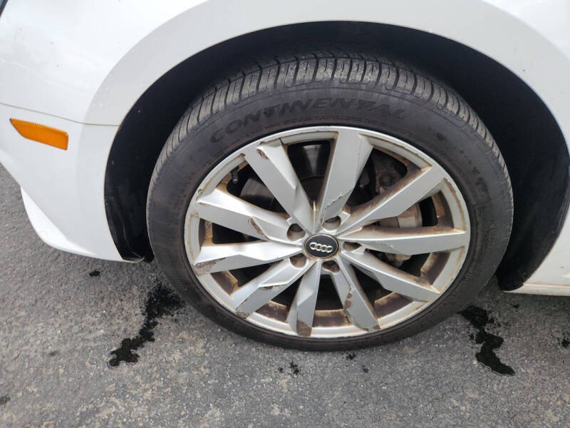 2017 Audi A4 2.0T quattro Premium