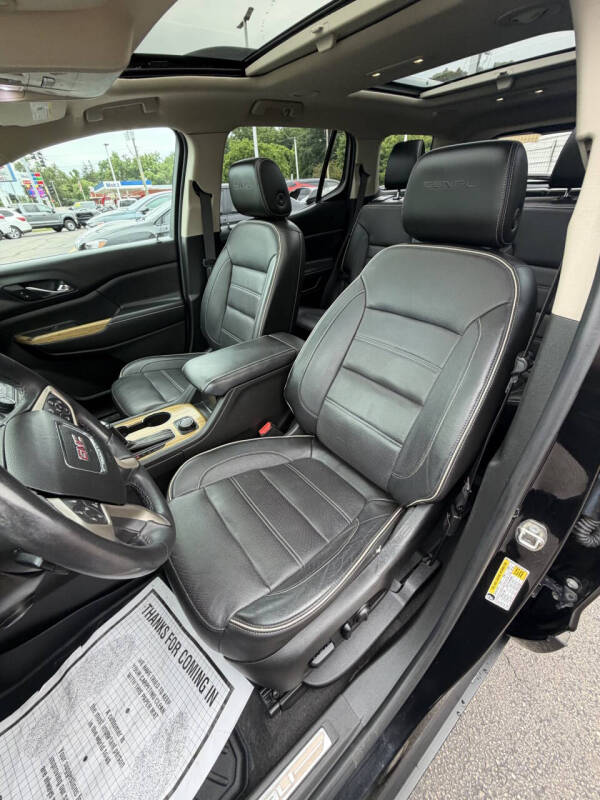 2017 GMC Acadia Denali