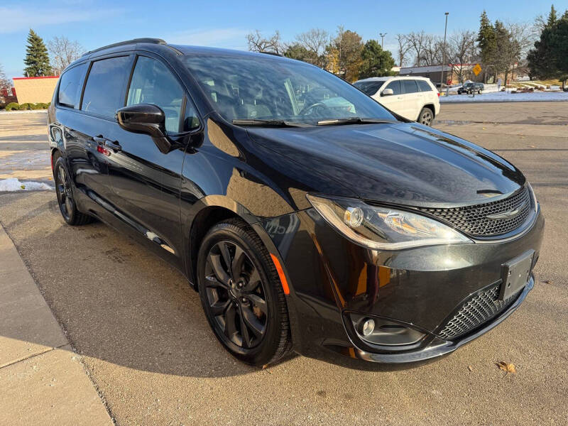 2019 Chrysler Pacifica Touring Plus