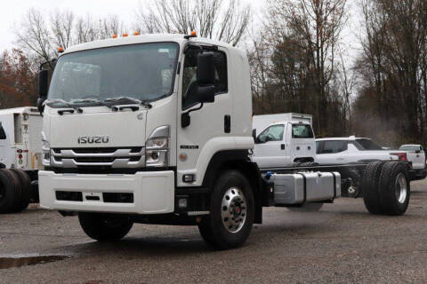 2025 Isuzu FTR