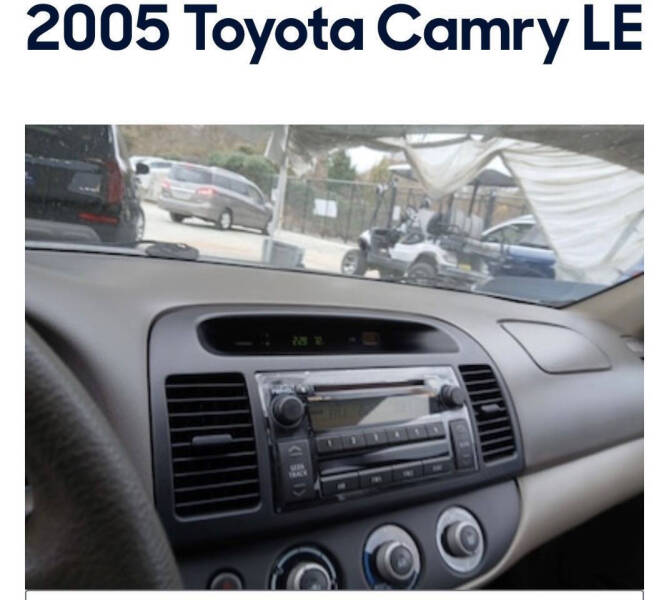 2005 Toyota Camry LE