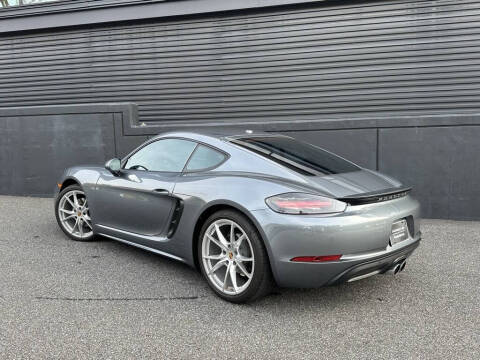 2025 Porsche 718 Cayman