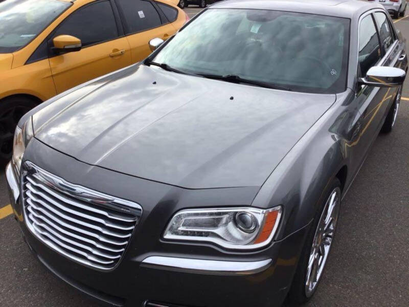 2012 Chrysler 300 Limited