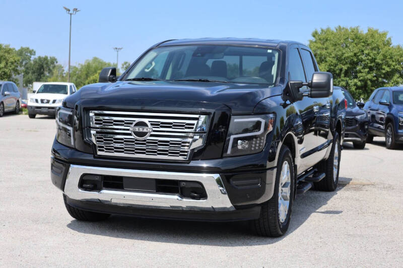 2024 Nissan Titan SV