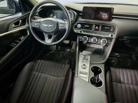 2023 Genesis G70