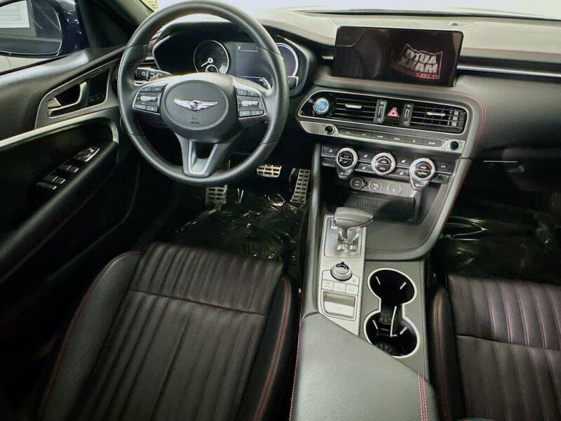 2023 Genesis G70
