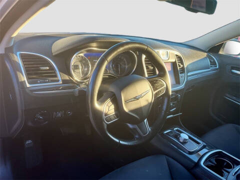 2021 Chrysler 300 Touring