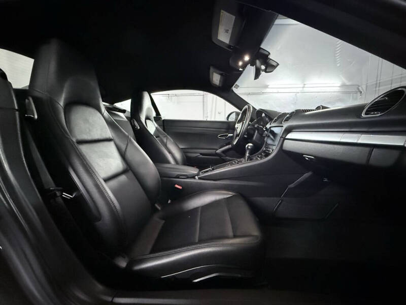 2018 Porsche 718 Cayman S