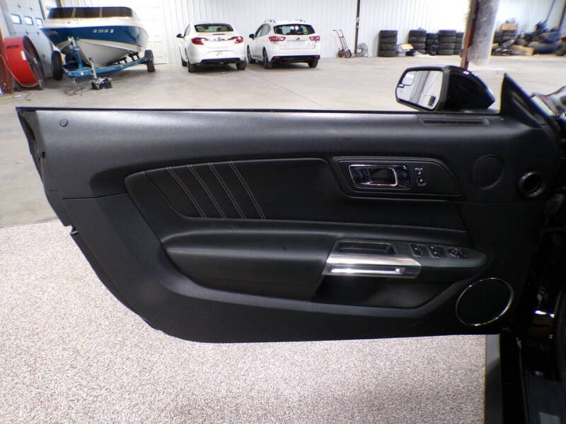 2016 Ford Mustang EcoBoost Premium