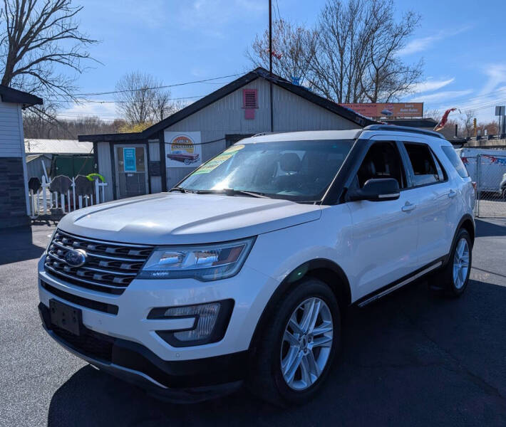 2017 Ford Explorer XLT - Photo 7
