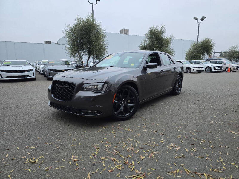2023 Chrysler 300 S V6