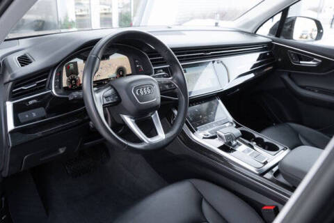 2023 Audi Q7 quattro Premium Plus 55 TFSI