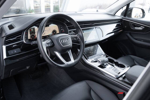 2023 Audi Q7 quattro Premium Plus 55 TFSI