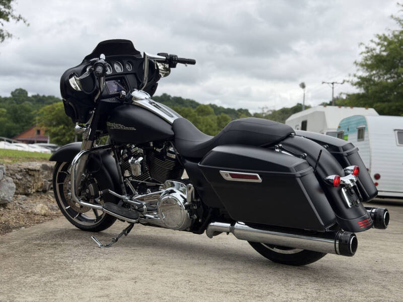 2020 Harley-Davidson Street Glide