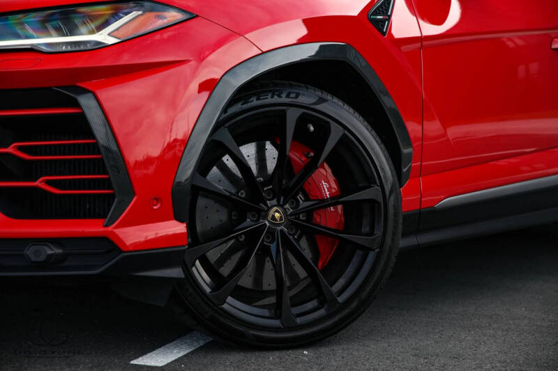 2020 Lamborghini Urus