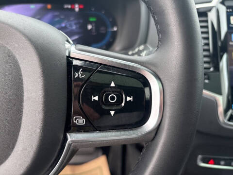 2024 Volvo XC90 Recharge T8 Ultimate Bright Theme 7P