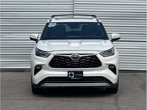 2021 Toyota Highlander Platinum