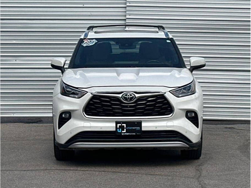 2021 Toyota Highlander Platinum