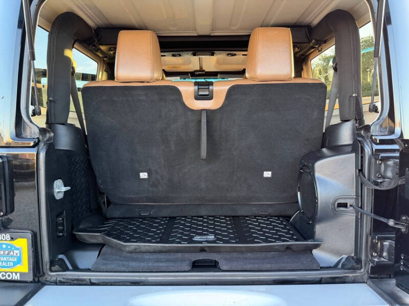 2013 Jeep Wrangler Sahara