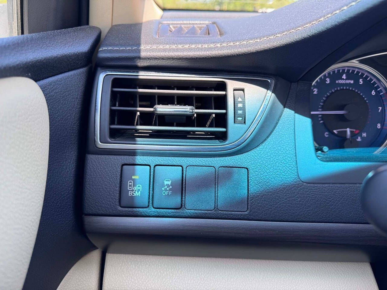 2015 Toyota Camry 7