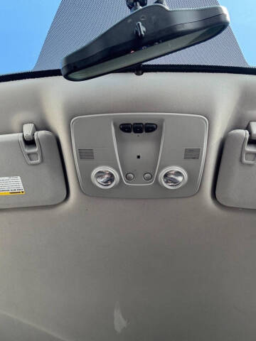 2011 Chevrolet Traverse LT