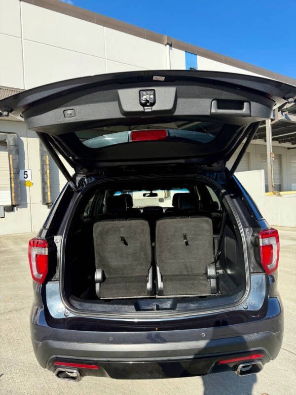 2017 Ford Explorer Sport