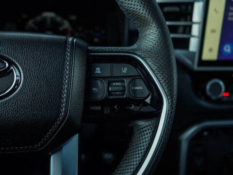 2024 Toyota Tundra Platinum HV