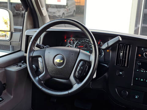 2023 Chevrolet Express LS 3500