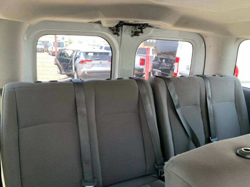2013 Nissan NV