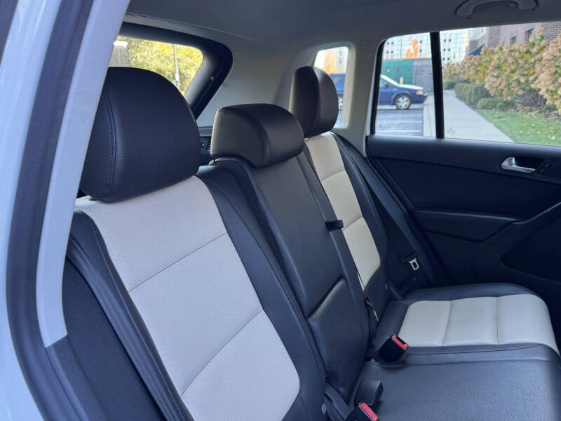 2017 Volkswagen Tiguan 2.0T S 4Motion