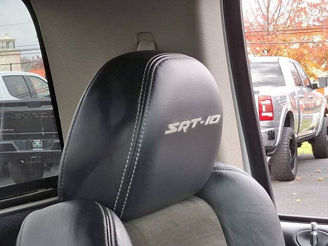 2004 Dodge Ram 1500 SRT-10