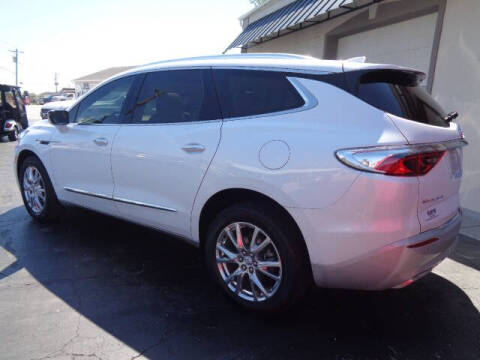 2023 Buick Enclave Essence