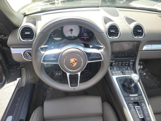 2024 Porsche 718 Boxster S