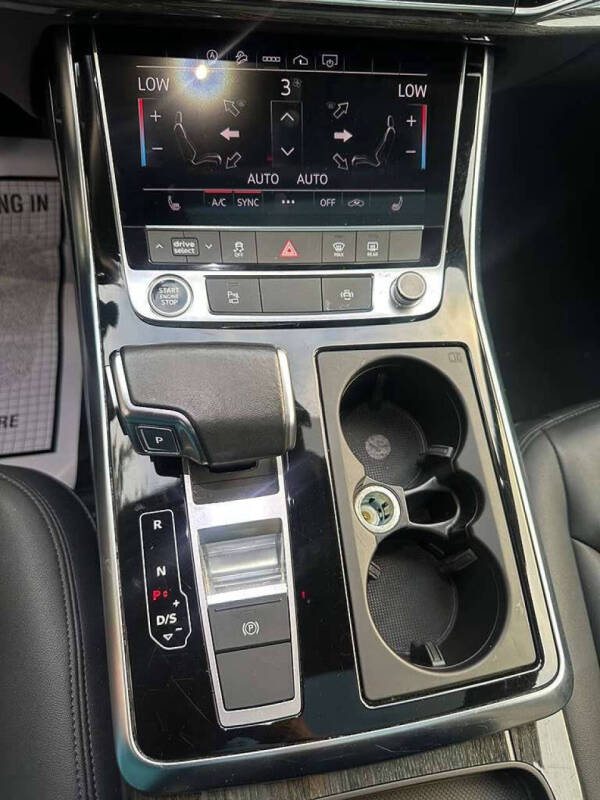 2024 Audi Q7 quattro Premium Plus 45 TFSI