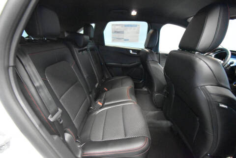 2026 Ford Escape Hybrid ST-Line Select