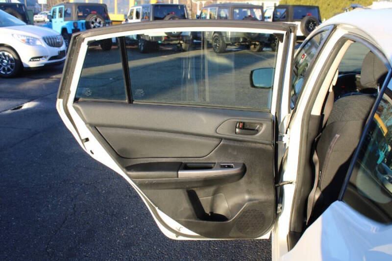 2015 Subaru Impreza 2.0i