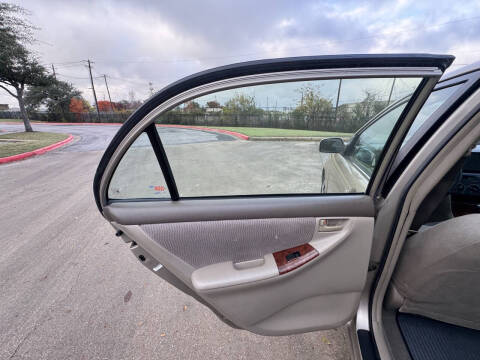 2005 Toyota Corolla LE