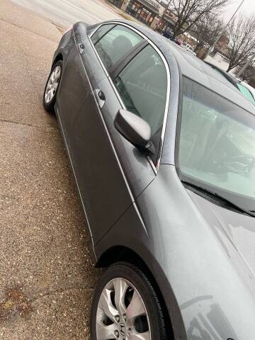 2009 Honda Accord for sale at Locust Auto Sales in Davenport IA