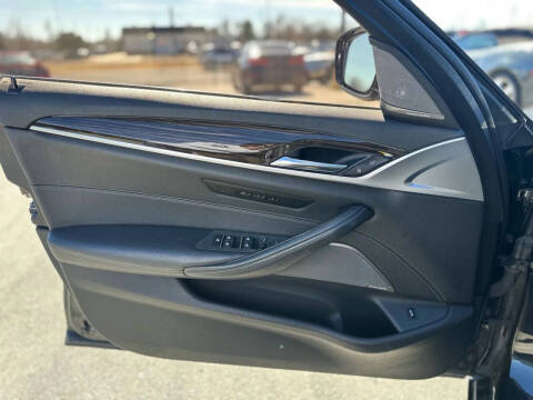 2017 BMW 5 Series 540i